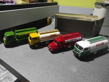 Lotto di 4 camion cisterna