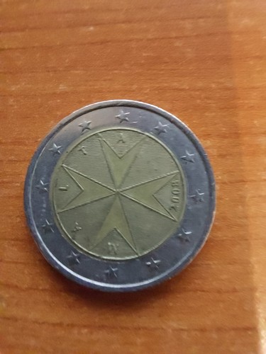 Moneta euro commemorativa - moneta,
