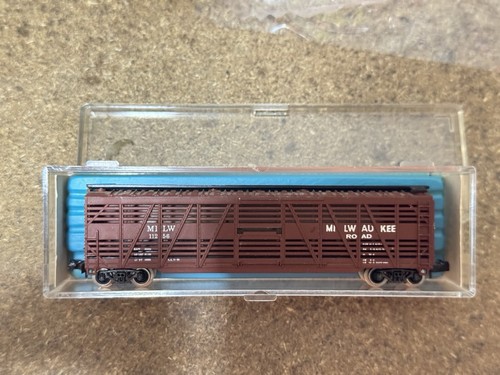 Atlas 2494 box car - 2494,