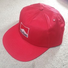 Cappellino uomo Marlboro rosso