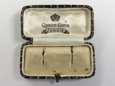 Antico finto coccodrillo