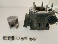 CILINDRO DX  VALVOLA PISTONE  MOTORE YAMAHA RD350 LC YPWS  31K 2UA 1WT 57V RDR 