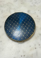 Vintage Kigu Powder Compact