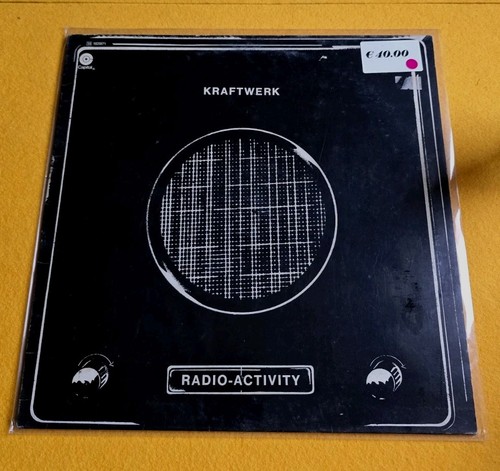 Kraftwerk_Radio-Activity_LP