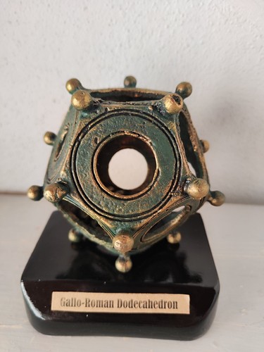 Dodecaedro romano replica
