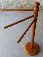 Piantana porta asciugamani in legno Faggio al naturale USATA