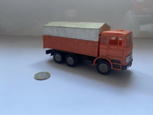 Norev camion mercedes - mercedes, lp