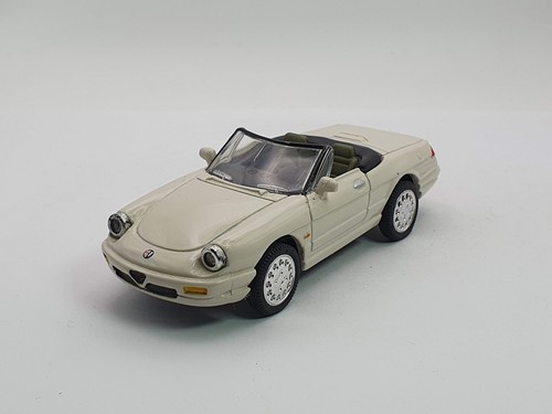 Alfa romeo duetto 4serie new - alfa,