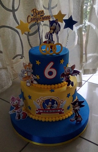 Torta finta sonic - finta,