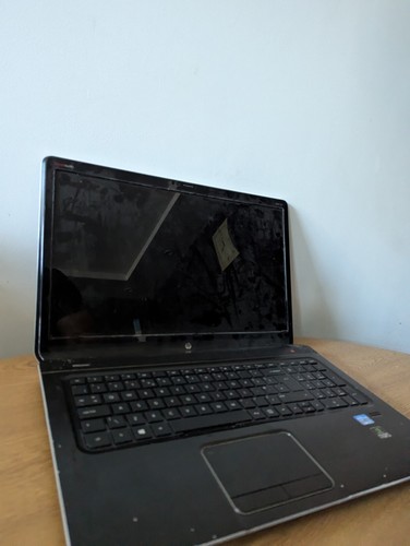 Pavilion dv7 7203ea 3 - hp, 17,3"