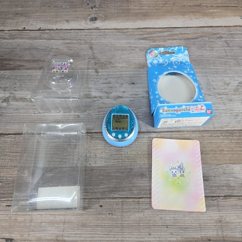 Tamagotchi idl blue - color,