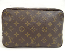 LOUIS VUITTON Trousse Toilette