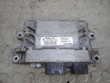 20974 Centralina motore Renault Twingo II serie dal 2007 al 2012 cod 8200774747