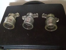 LOTTO DI TRE ISOLATORI