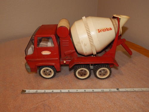 Camion betoniera vintage