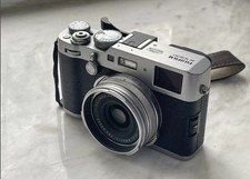 Fujifilm X100F 24,3 megapixel fotocamera digitale punta e scatta - argento