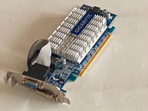 Gigabyte nvidia geforce 210 - gigabyte,