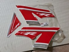 5WX-F8390-M0 SERIE EMBLEMI