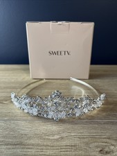 Corona diadema damigella