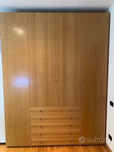 Vendo armadio legno