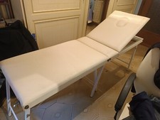 Lettino pieghevole e richiudibile per estetista o massaggi o tatuaggi