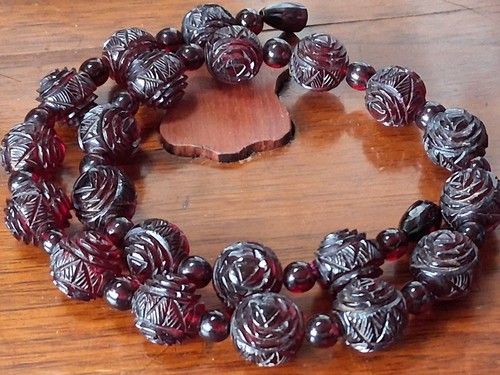 Bachelite collana rosa - collana,