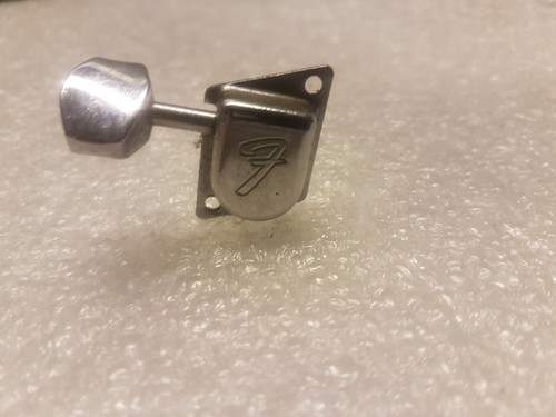 Fender stratocaster tuner - fender,