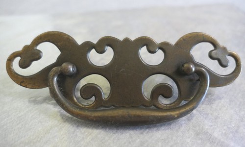 Armadio artigianale ottone