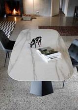 TAVOLO FISSO PIANO ELLITTICO IN CERAMICA FLORIM LUCIDA BASE IN ACCIAIO NERO* 606