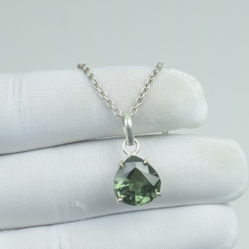 Collana zaffiro verde forma - collana,