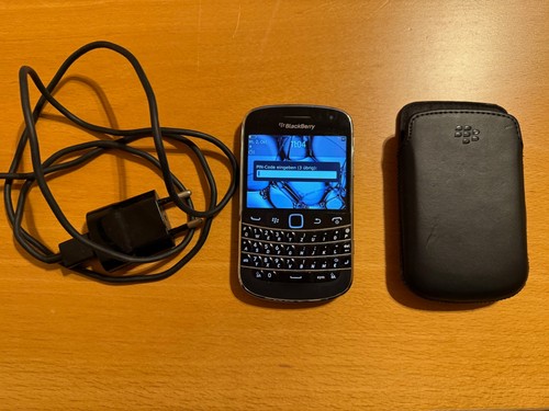 Blackberry bold 9900 gb - blackberry,