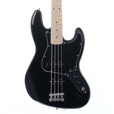 Basso Jazz Squier by Fender