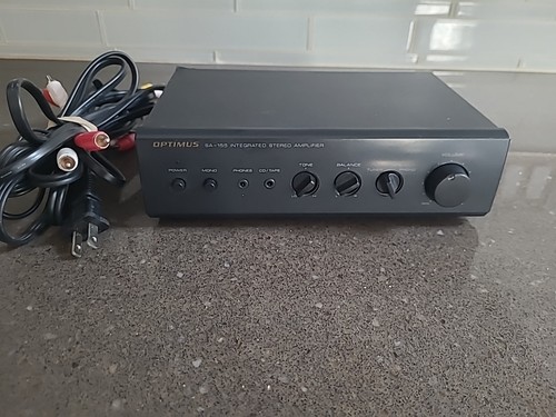 Amplificatore stereo integrato