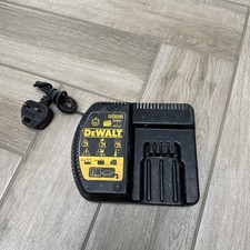 DeWalt DE0246 Caricabatterie