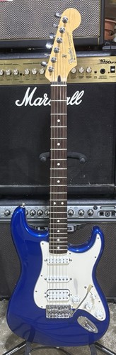 Fender standard stratocaster - fender,