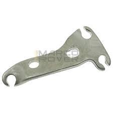 PIASTRA GUIDA CAVI AL MANUBRIO