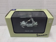 New Ray 1:32 Diecast Piaggio