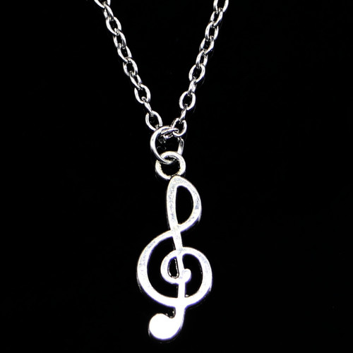 Collana con ciondolo chiave - con,