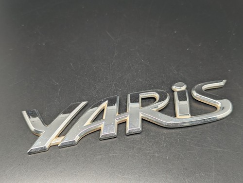Toyota yaris logo - toyota,