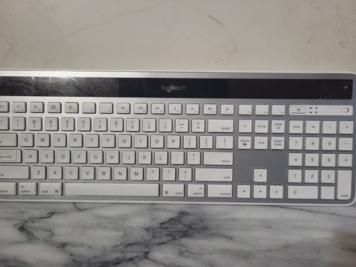 Logitech k750 tastiera solare - logitech,