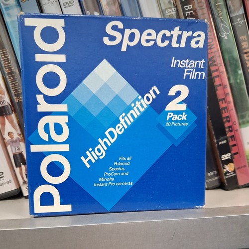Polaroid spectra high - polaroid, •