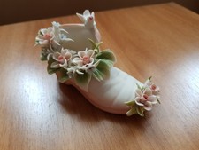 Scarponcino con fiori porcellana Capodimonte F.lli Majello