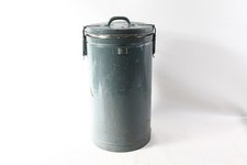 vecchio contenitore termico