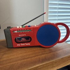 My First Lettore Radio Sony Cassette/AM FM Modello Rosso CFM-2000 NON TESTATO