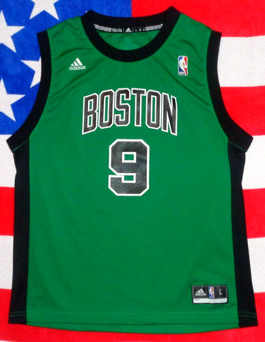 🏀Boston
