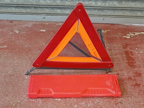 Triangolo avvertimento - triangolo,