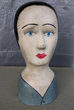 Busto testa arte popolare in