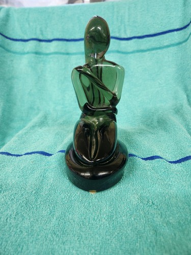 Scultura figura femminile