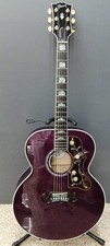 Chitarra acustica standard