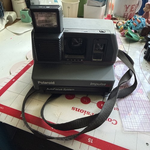 Polaroid impulse autofocus - impulse, af